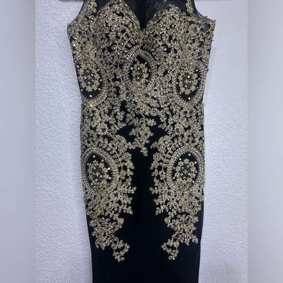 Black Gold Beaded Prom Dress Form Fitting Mesh Embroidered Women’s Size XS - Picture 4 of 9